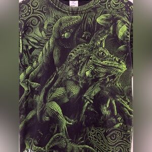 Vintage 90s Iguana Jungle All Over Print (AOP) Graphic Tee, Size M, Greens
